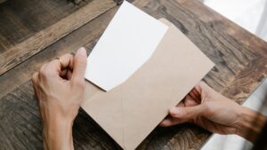 Recebi uma carta do INSS: o que isso significa e como agir para proteger seu benefício